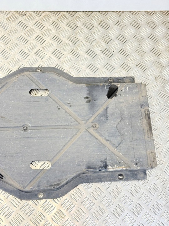 PORSCHE BOXSTER 986 1998 PROTECTION CENTRALE CHÂSSIS 99650404302