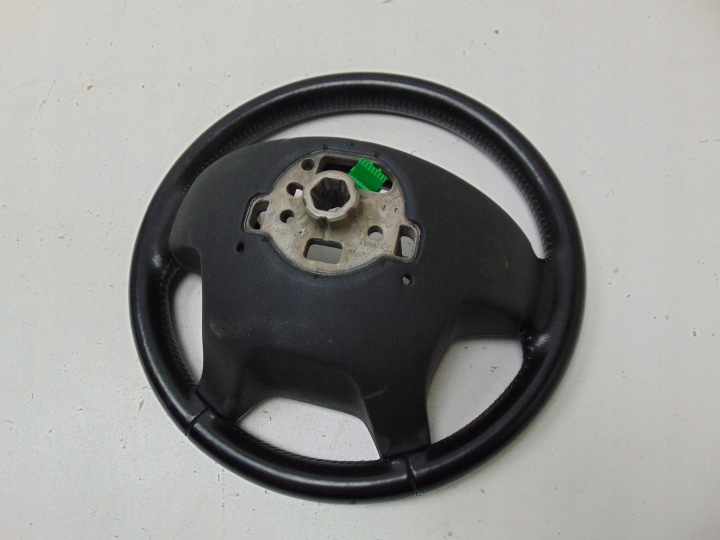VOLANT CUIR MULTIFONCTION VOLVO S80 II P31271093