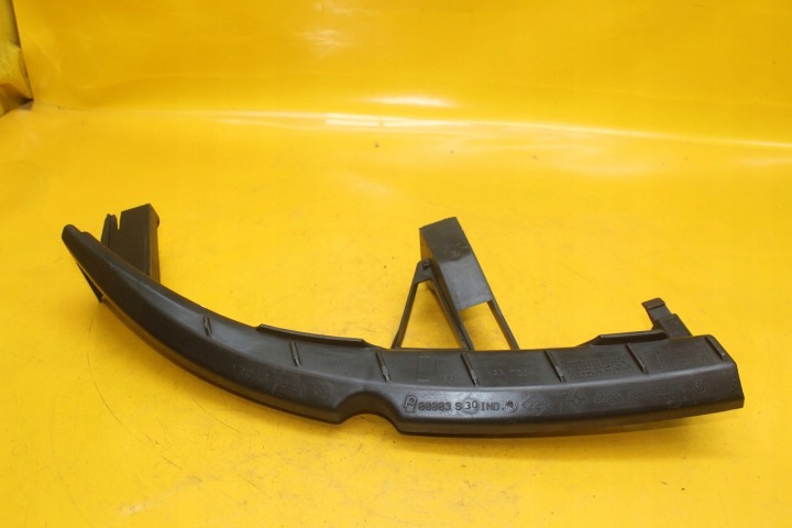 GLISSIÈRE PARE-CHOCS DROIT AVANT RENAULT SCENIC II 8200183758