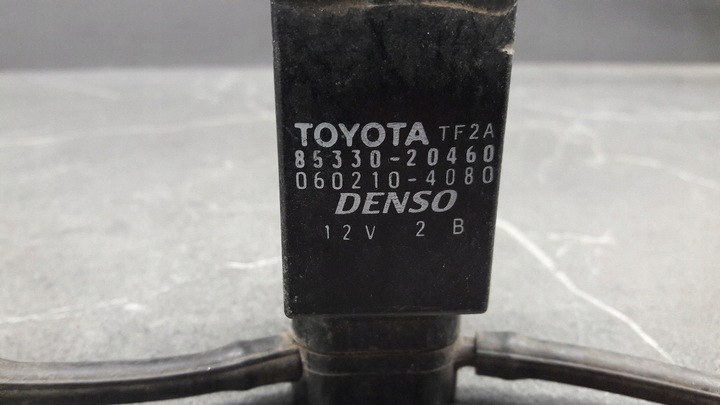 85330-20460 BOMBA LIMPIAPARABRISAS TOYOTA YARIS II 