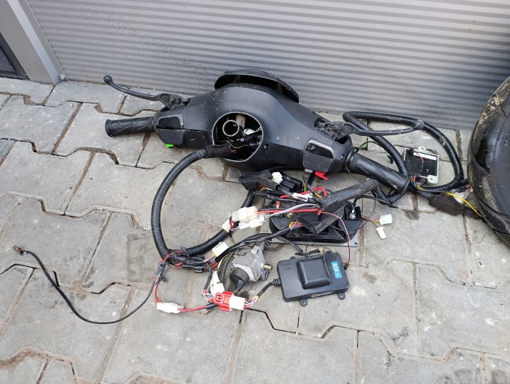 MOTEUR VERS SCOOTER ÉLECTRIQUE BOSCH FAISCEAU DE CÂBLES INSTALLATION ÉLECTRIQUE 48V
