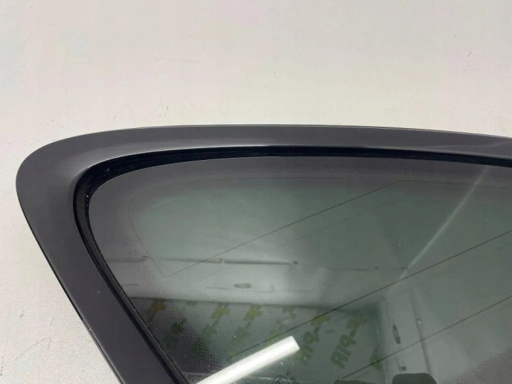 VITRE DROITE ARRIÈRE PORSCHE MACAN (95B) 95B845298 2.0L GASOLINE 174KW 2018