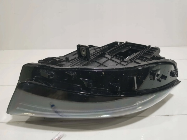 MERCEDES A W177 PHARE DROIT AVANT LUX