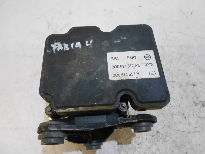 SKODA FABIA IV 4 POMPE ABS CONTRÔLEUR 2Q0614517AS 2Q0614517N