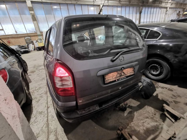 NISSAN X-TRAIL CHARNIÈRE ARRIÈRE PORTES ARRIÈRE 2003 2.2L