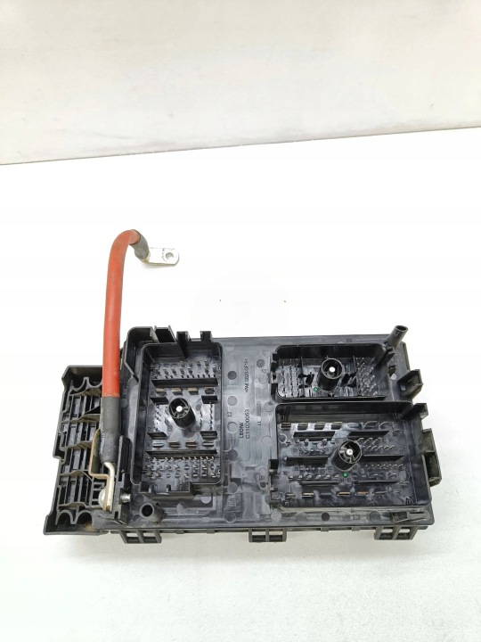 OPEL ASTRA J 2013 CHÂSSIS MODULE FUSIBLES