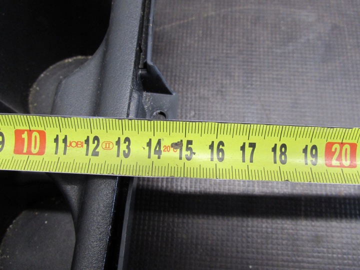 POIGNÉE SUR BOISSONS TOYOTA COROLLA E21 19-23R 55620-02320