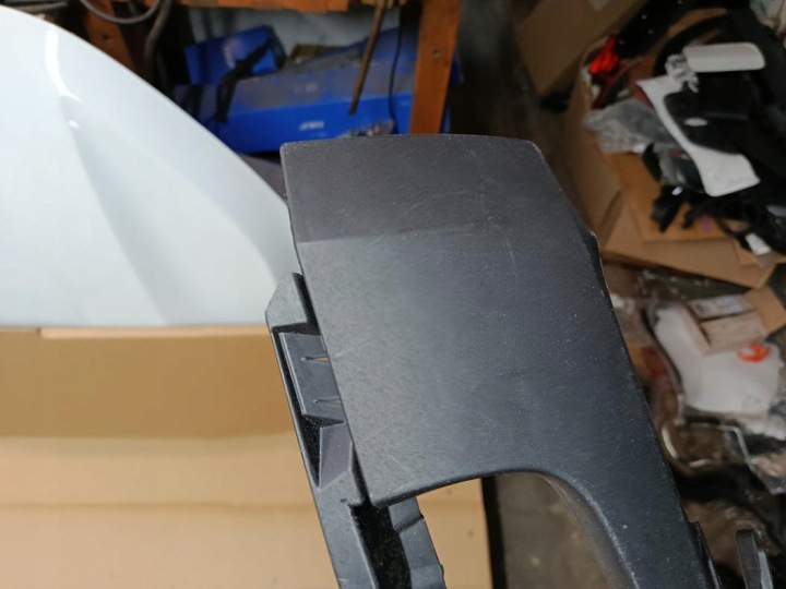 RENAULT MEGANE IV HAYON SPOILER DOUBLURE PARE-CHOCS ARRIÈRE ORIGINAL