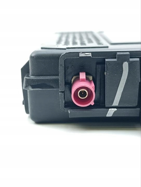 CONTRÔLEUR ELEKTRONICZNEGO DOSTEPU I URUCHOMIANIA VOITURES (KESSY) JEEP GRA