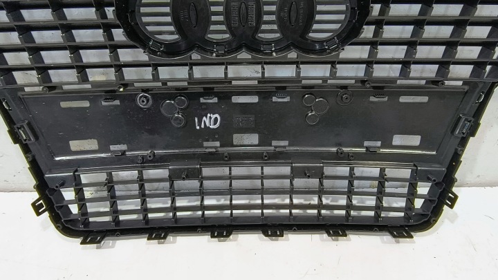 GRILLE CALANDRE RADIATEUR AVANT AUDI A3 8P 05-08