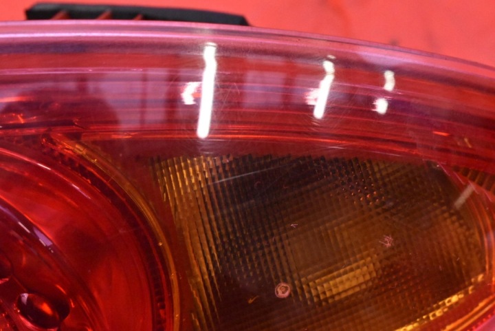 PHARE DROITE ARRIÈRE ARRIÈRE 1P0945096F SEAT LEON 2 II 5D HAYON LIFT 09-12