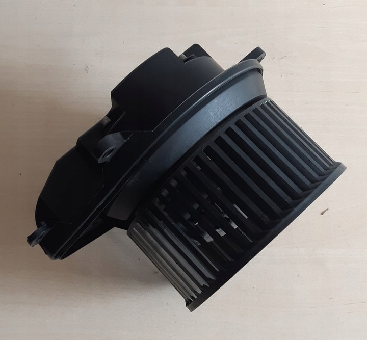 VENTILADOR SOPLADORES DE VENTILACIÓN RENAULT LAGUNA SAFRANE BEHR 9041502422 COMO NUEVO 