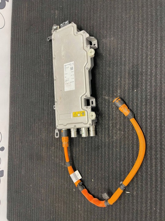 BMW 3 G20 G21 2020 FALOWNIK CONVERTISSEUR TENSION
