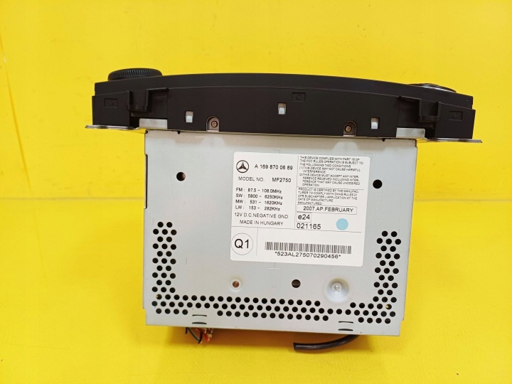 RADIO CD MERCEDES W169 A1698700689 NR36