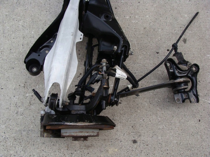 SUSPENSION ARRIÈRE COMPLET FIAT CROMA OPEL VECTRA C SAAB 9-3 NON MALOWANE