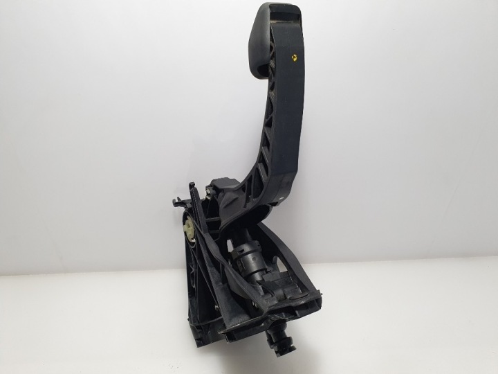 GOLF VII A3 8V 2013 PÉDALE ADHÉRENCE ORIGINAL 5Q1721059CP 5Q0721796B