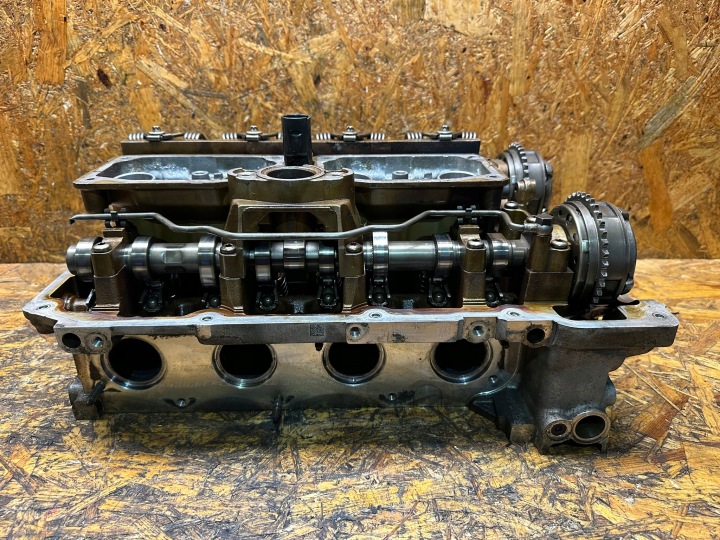CULASSE COMPLÈTE ARBRES GUIDE BMW N20 F10 F30 7584313 FONCTIONNEL