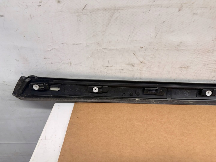 C4 PICASSO II MOULURE PARE-BRISE GAUCHE 9676785080 KCA