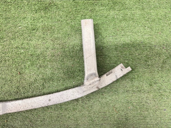 POUTRE AVANT INFÉRIEURE PARE-CHOCS RENFORCEMENT SUPPORT BMW 5 G30 G31 7385290