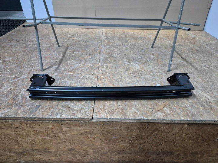 TOYOTA YARIS 4 IV 21R POUTRE PARE-CHOCS ARRIÈRE ARRIÈRE