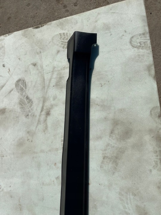 KIA SPORTAGE IV MOULURE SEUIL GAUCHE 87753-F1000 DROITE 87754-F1000