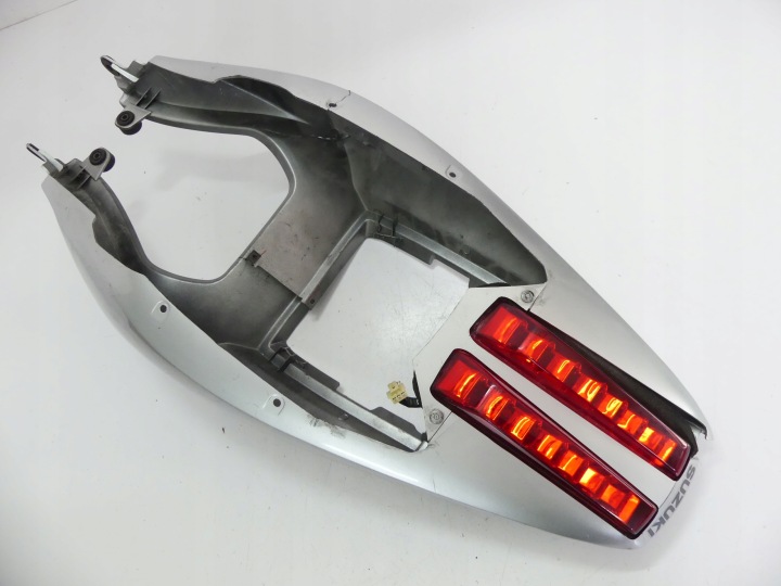 QUEUE PHARE PLASTIQUE SUZUKI SV 650 SV650 03-09