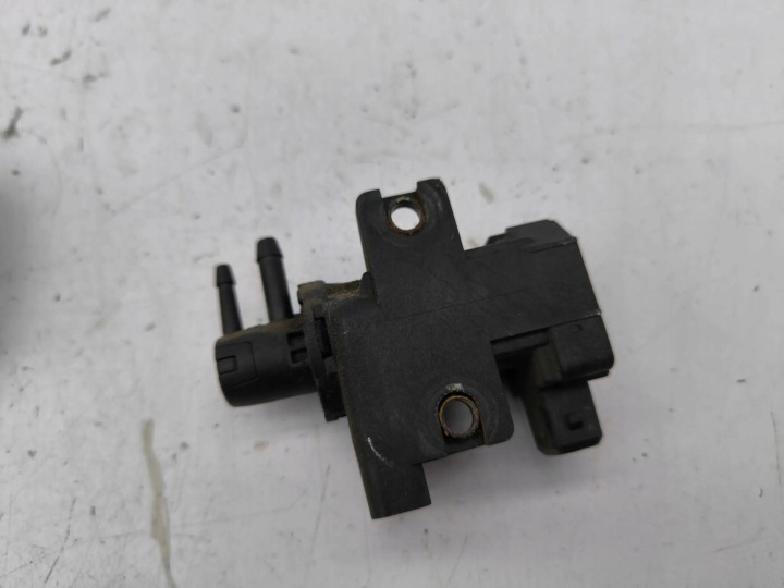 OPEL ANTARA SOUPAPE VAPEUR CARBURANTS 2012 25183170