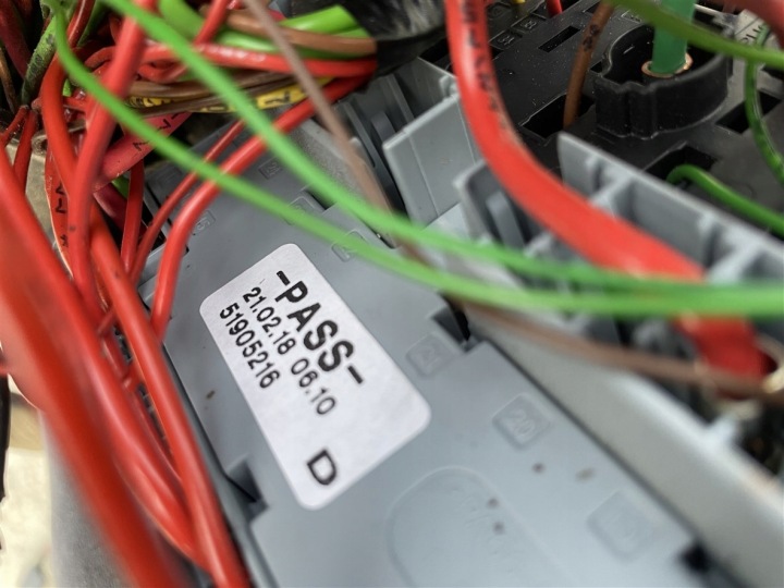 INSTALLATION ÉLECTRIQUE CHAMBRES MOTEUR 2.3 HPI BOÎTE IVECO DAILY IV 4 V 5 VI 6