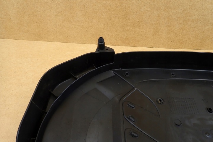 BMW F25 E70 E71 PROTECTION COUVERCLE MOTEUR SUPÉRIEURE 13717812063 OE