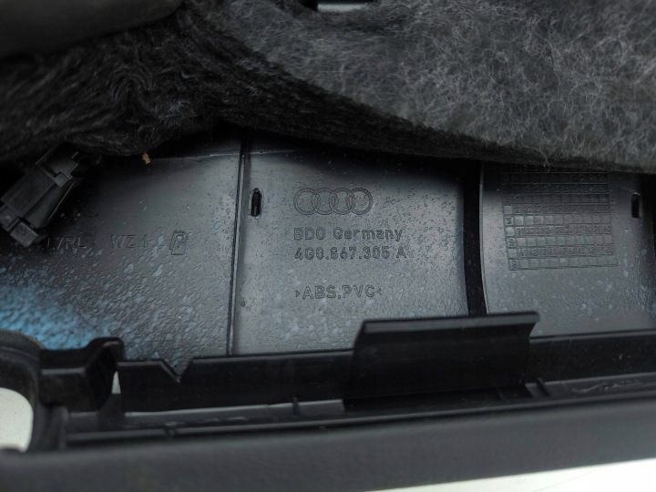 AUDI A6 ALLROAD C7 2013 COLLECTEUR PORTES ARRIÈRE 4G0867305A