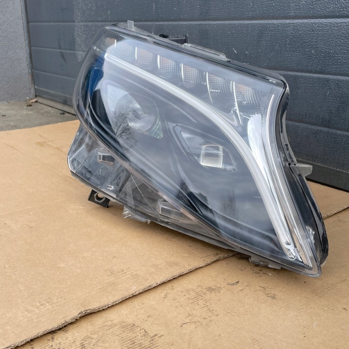 MERCEDES W447 V CLASSE PHARES AVANT COMPLET LED A4479063201 A4479063301