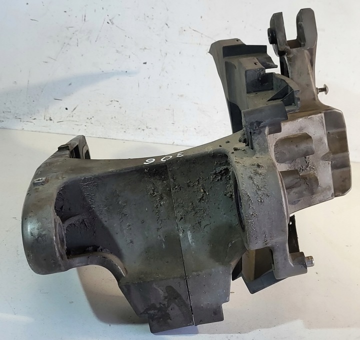 BRAS DE SUSPENSION GAUCHE I DROIT 52100LGC6E01T02 52120LGC6E01T02 KYMCO AK 550 2017-2020R