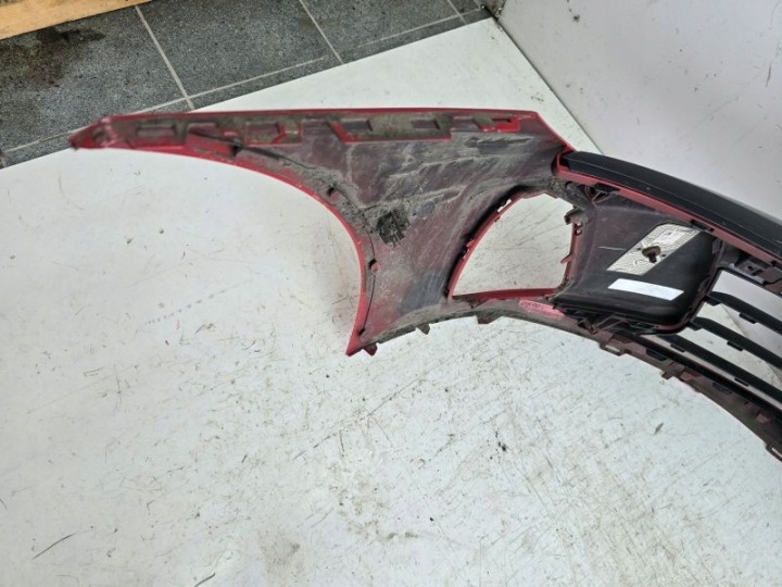 AUDI E TRON GT 4J3 PARE-CHOCS