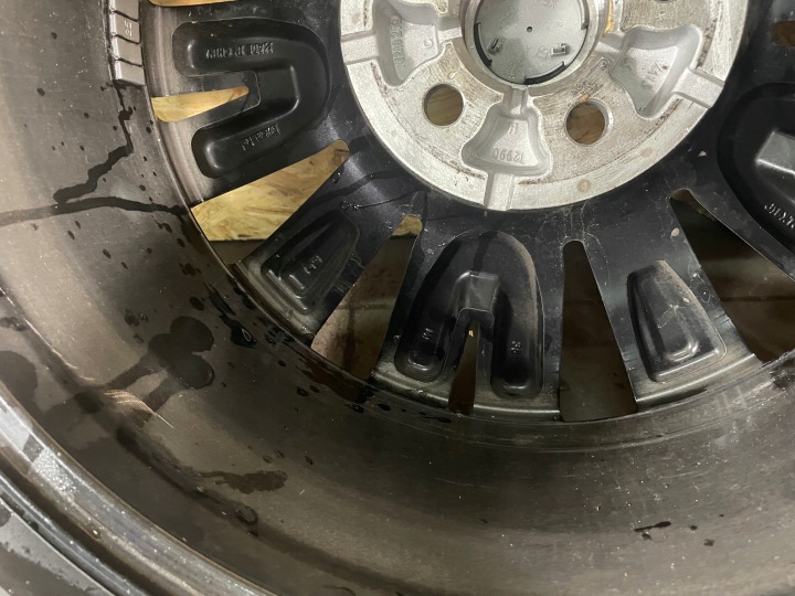 MITSUBISHI OUTLANDER III ROUES JANTES PNEUS ÉTÉ 18” 225/55 R18 ROK2019