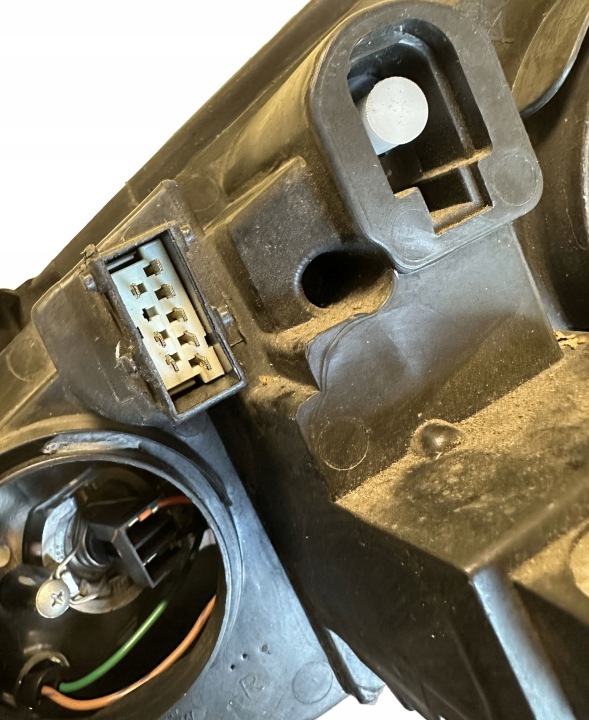 PHARE DROITE AVANT PROJECTEUR DROIT AVANT PEUGEOT 307 RESTYLAGE LIFT TYC 20-B223