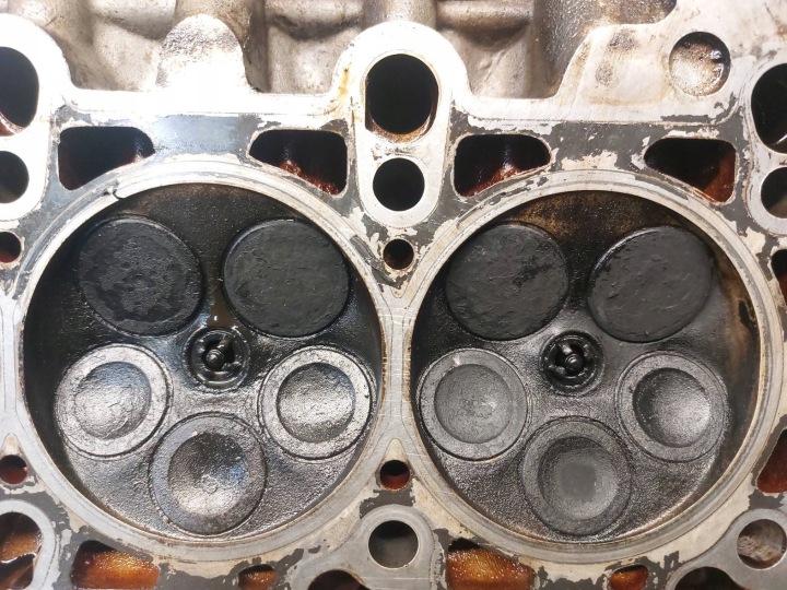 CULASSE VOLKSWAGEN PASSAT B5 2.8 V6 078103373AH