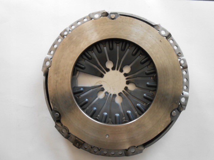 SACHS KIT ADHÉRENCE ZDEMONTOWANE 0 KM KILOMÉTRAGE