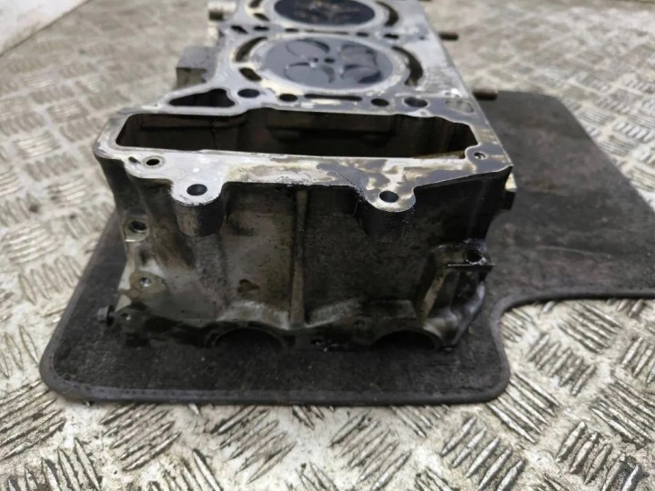 CULASSE MOTEUR CHRYSLER 300 C TOURING (LX) A6420108820 3.0L DIESEL 160KW
