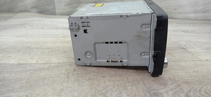 VW GOLF V 5 RADIO RCD300 MP3