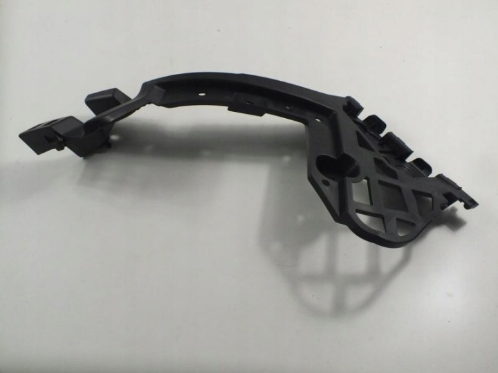 RENAULT CLIO III UNIVERSEL GLISSIÈRE PARE-CHOCS DROIT ARRIÈRE 8200583033