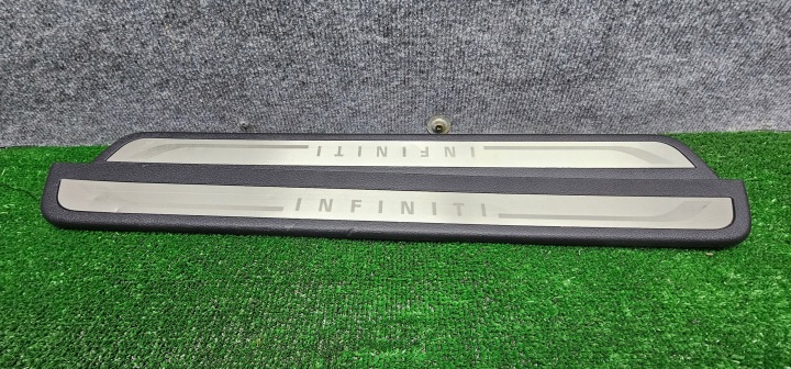 INFINITI Q50 MOULURE SEUIL AVANT 769B0-4GA0A