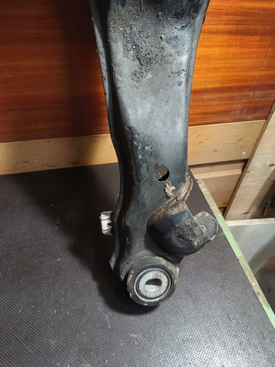 CHÂSSIS AVANT AUDI A4B6/B7 8E0399313