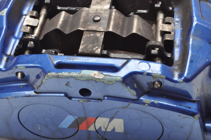 BMW F40 2.0 M135 ÉTRIER DE FREIN DE FREIN DROIT AVANT 6879854