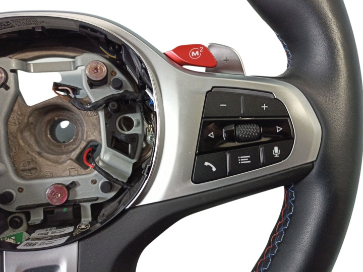 VOLANT BMW X6M G06 F96 32305A4B4B1