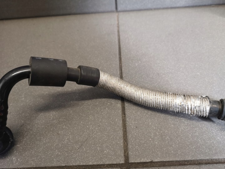 FIL PRESSION AUDI A6 C6 1J0611939K