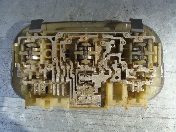 AMPOULE CABINES PLAFONNIERS CITROEN C3 PICASSO BERLINGO II 08-
