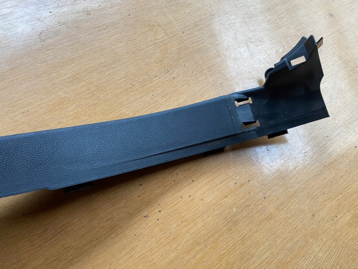 W213 PROTECTION MERCEDES MOULURE A2136905600 A2139055603 BOUTON SIÈGES