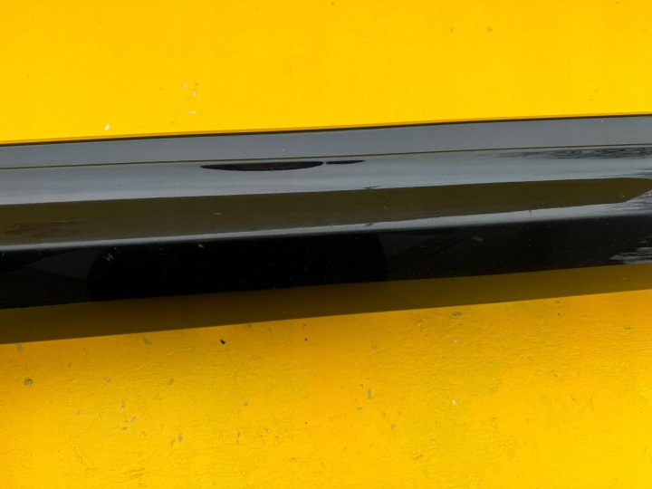 BMW X7 G07 18R- MOULURE REVÊTEMENT SEUIL DROITE SEUIL DROIT 51778069984