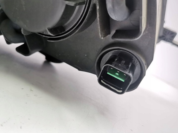 OPEL ANTARA 2012 GAUCHE CÔTÉ PHARE AVANT