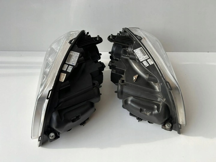 MERCEDES GLK 204 PHARE DROITE GAUCHE ORIGINAL
